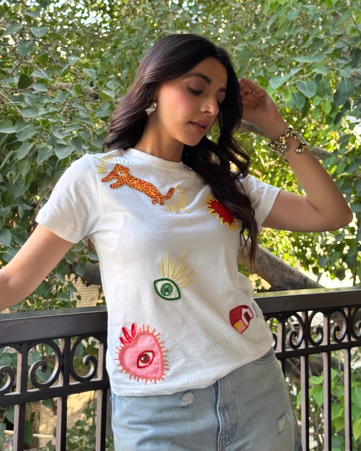 Roar Tee