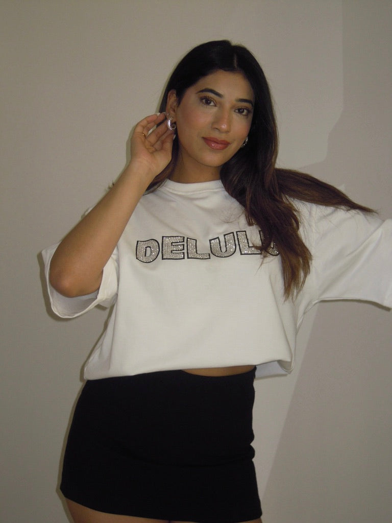 Delulu Tee
